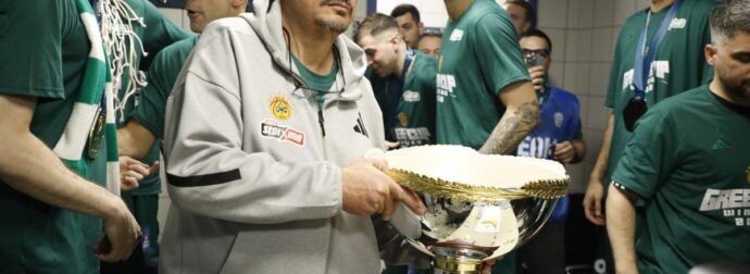 Παναθηναϊκός: Οι υψωμένες γροθιές του Αταμάν μέσα στην αποθέωση!