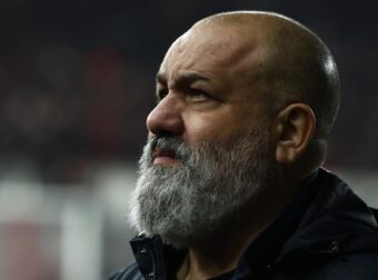 Μήνυμα Καραπαπά μετά τον αποκλεισμό για τον «θρύλο ελληνικού ποδοσφαίρου»!