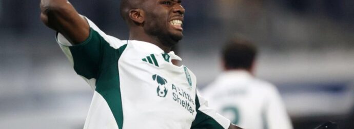 Ηρωική πρόκριση ΠΑΟ στα πέναλτι με Λαφόν! Αντεξε με 10, μαγικός Τεττέη (VD)