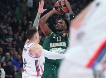 Ντίξον για τη φάση με Χέιζ-Ντέιβις: “Κανένα φάουλ, δεν τον αγγίζει” (Vid)