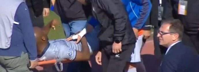 Μεγάλη ανησυχία με Σεμπά – Αποχώρησε με ασθενοφόρο δακρυσμένος (vid)