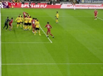 Δεν γίνονται αυτά: Ο Χάκπο δεν άφησε τον Τζόουνς να σκοράρει σε κενό τέρμα