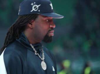 Με μπλούζα Θύρας 13 στο ΣΕΦ ο Λεσόρ! (ΦΩΤΟ)