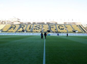 51χρονος πέταξε πλαστικό μπουκάλι στο “Κλ.Βικελίδης” και συνελήφθη