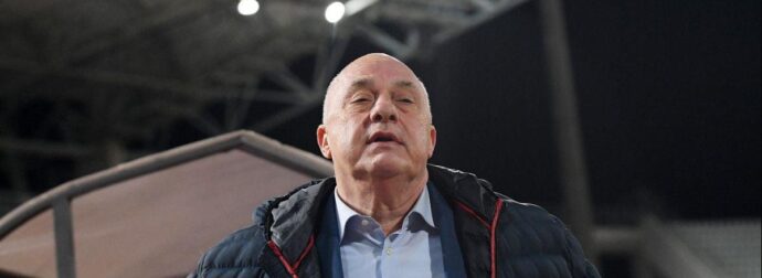 Είσοδος του Μπέου δίπλα στο VAR πριν τον καταλογισμό πέναλτι (ΒΙΝΤΕΟ)