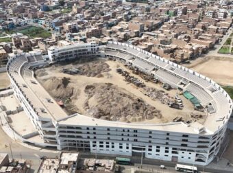 Το στάδιο με το πιο παράξενο ποδοσφαιρικό σχήμα (ΦΩΤΟ)