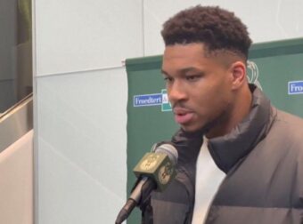 Πρόβλημα στο γόνατο ο Giannis – Πόσο θα λείψει από τα παιχνίδια των Μπακς!