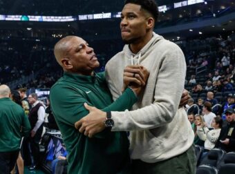 Έκπληκτος ο Γιάννης με την αποχώρηση Ρίβερς: “Είναι σοκ για εμένα”