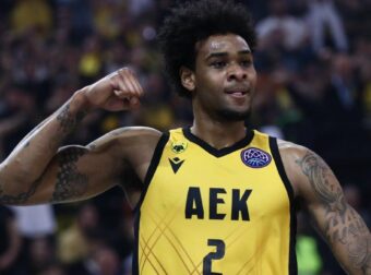 “Τέλεια και παύλα, ΑΕΚ είσαι…”! Το πρωτοσέλιδο της Ώρας για την πρόκριση