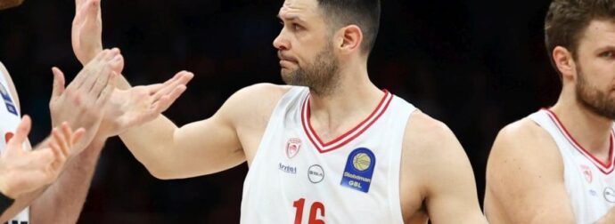 Το μήνυμα Παπανικολάου – “Έχω πολλή αγάπη ακόμα γι’ αυτό που κάνω” (ΒΙΝΤΕΟ)