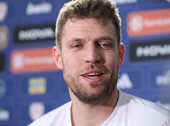 “Είναι νέα μόδα να…”: Ατάκες Βεζένκοφ για Μονακό και Μπλόσομγκεϊμ!