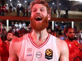 Παπαβασιλείου: Δεν ασχολείται με κανέναν ο Ολυμπιακός, το θέλει στο ΟΑΚΑ!