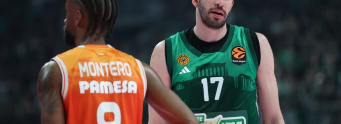 Ρογκαβόπουλος: “Δεν αξίζαμε να κερδίσουμε” – Τι είπε για τα σουτ στο τέλος
