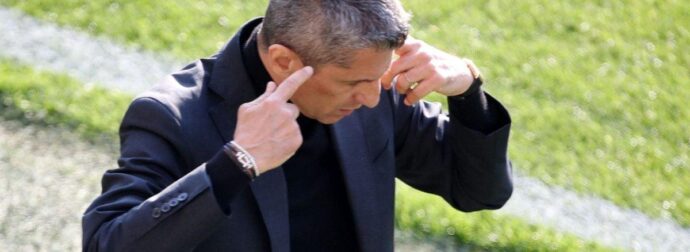 Τον αμφισβήτησαν αλλά μένει στον ΠΑΟΚ – Σκληρή διαπραγμάτευση για Έλληνα