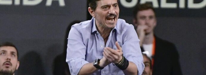 Ρεσιτάλ Γιαννακόπουλου στην αποχώρηση του ΠΑΟ από το ξενοδοχείο! (ΒΙΝΤΕΟ)