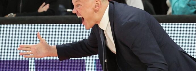 Σάρας: «Το μόνο σίγουρο είναι πως δεν θα υποστηρίξουν τον Ολυμπιακό»