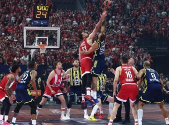 Παρουσίες-έκπληξη στο F4 – Έκλεψε την παράσταση η Γκίλφοϊλ (ΦΩΤΟ)