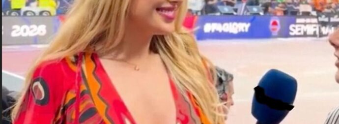 Ξανθιά και ντυμένη… αποκαλυπτικά στο ΟΑΚΑ σύζυγος παίκτη του Ολυμπιακού!