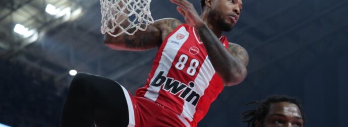 Μήνυμα Τζόουνς με… καρφάρες μετά το Final Four!