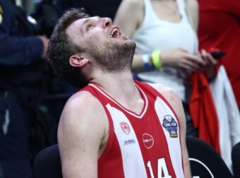 Ολυμπιακός: Αποκάλυψε την ομάδα που υποστήριζε μικρός ο Σάσα Βεζένκοφ!