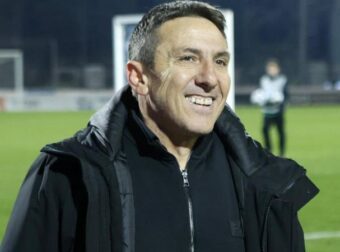 Χτυπάει παίκτη της ΑΕΚ ο Παπαδόπουλος στον ΑΠΟΕΛ