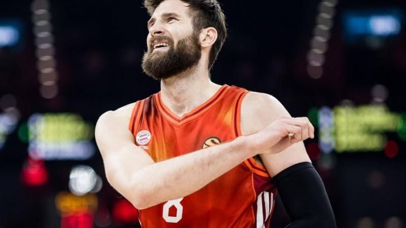 Σέντερ με ύψος 2.12μ. και κούπα Eurobasket που δεν… χάνει ριμπάουντ για ΠΑΟ