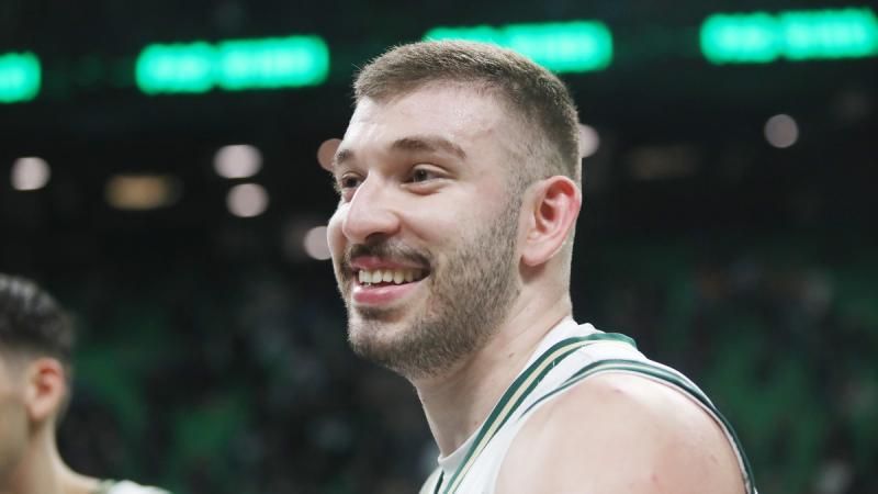 Απίστευτο τρολάρισμα Ρογκαβόπουλου στο Instagram – Ξεκάθαρα “καρφιά”!