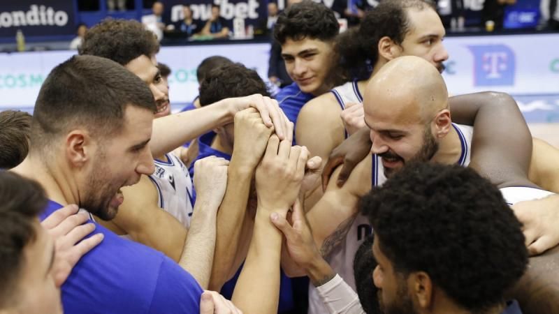 Σε… ρετρό αποχρώσεις η νέα φανέλα του Ηρακλή (ΦΩΤΟ)