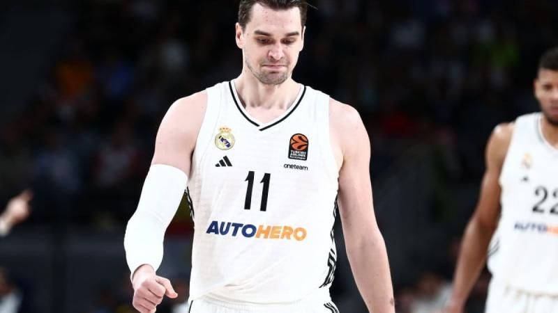 Τρομερό σκηνικό με Μυστακίδη και οπαδό του ΠΑΟΚ για Χεζόνια: “Πληρώνω εγώ…”
