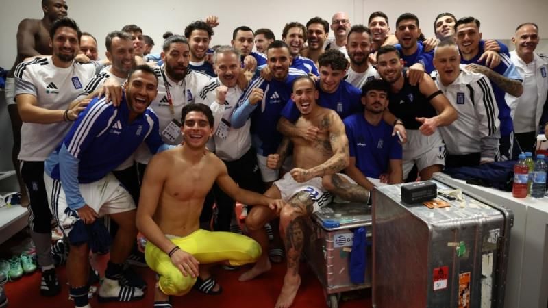 Τρελό γλέντι στα αποδυτήρια της Εθνικής – Απολαυστικό βίντεο!