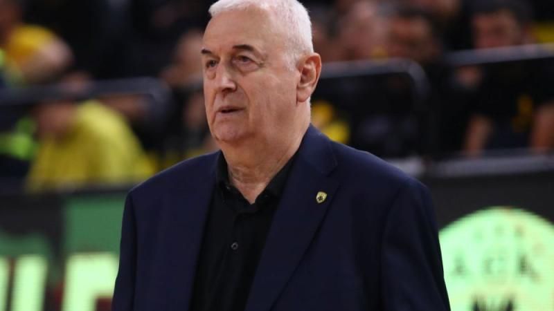 Δεν κρύφτηκε ο Σάκοτα: “Μετά από χρόνια δεν είμαστε φαβορί με Άρη, ΠΑΟΚ”