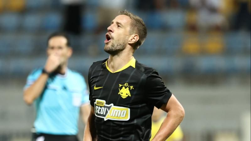ΑΕΚ: “Τρέχει” ο Βάργκα, νοκ άουτ ο Στρακόσα για Champions League!