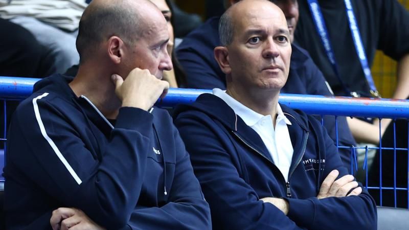 Αλλαγή πλάνων στον Ολυμπιακό για το ΣΕΦ – Η δύσκολη απόφαση Αγγελόπουλων